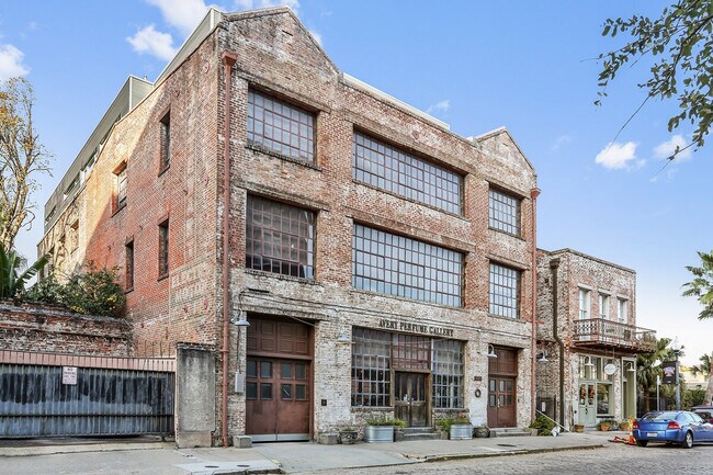 Foto del edificio - 527 St Joseph St