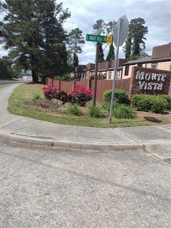 Building Photo - 5644 S Monte Vista Dr SW
