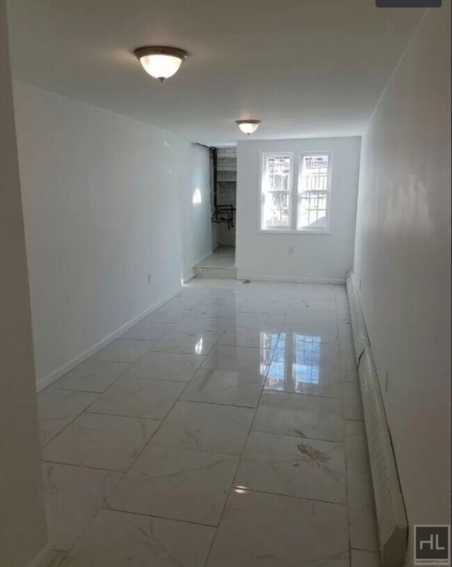 Building Photo - NEWLY RENOVATED BEAUTIFUL AND PRIVATE BACK...