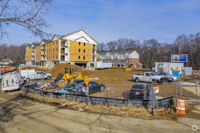 2.2.22 - Gateway at Peerless Apartments & Townhomes