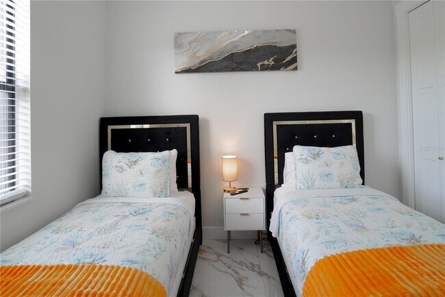 Foto del edificio - 15561 Melport Cir