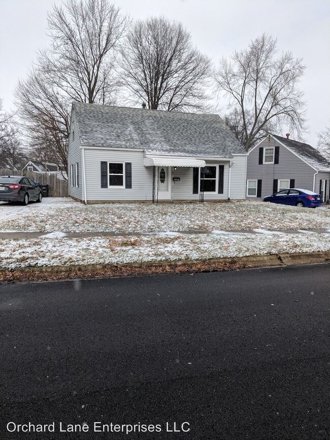 Building Photo - 4 br, 1.5 bath House - 1916 Victoria St