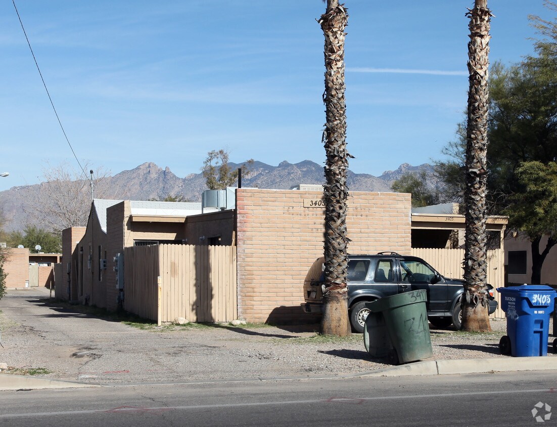 Primary Photo - 3405-3417 E Glenn St