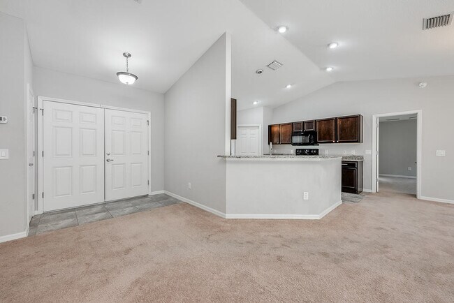 Foto del edificio - 304 Woods Landing Dr