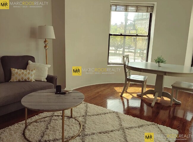 Foto del edificio - 645 Beacon St