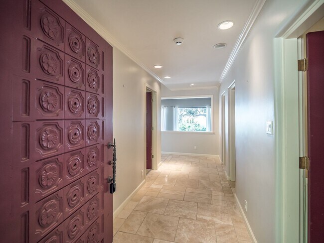 Foto del edificio - Ocean View Pasatiempo Single Level Home