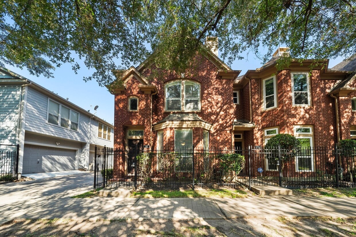 Primary Photo - 90 McGowen St