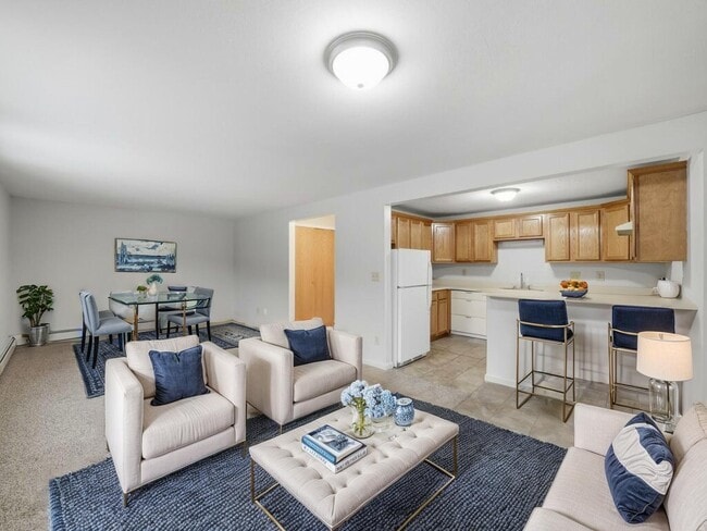 Building Photo - Cedarwood Crossings