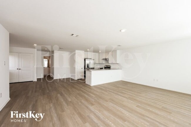 Building Photo - 7383 Cultivator Way