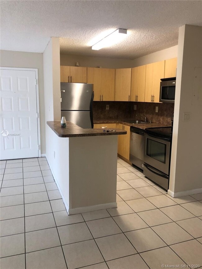 Building Photo - 15600 SW 80th St