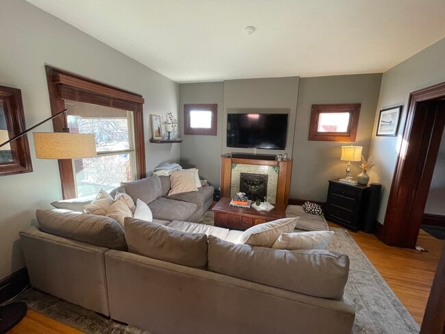 Building Photo - 129 S Logan St