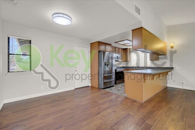 Building Photo - 6359 Edgewood Way