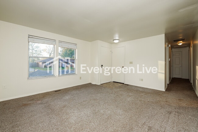 Foto del edificio - 7320 Kirkview Dr