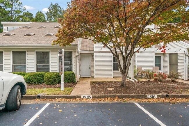 Foto del edificio - 1505 Planters Ridge Ln