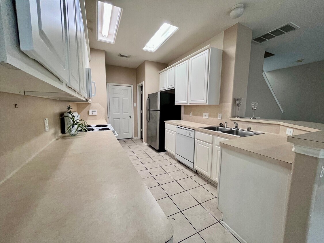 Foto del edificio - 2811 Hackamore Hollow Ln