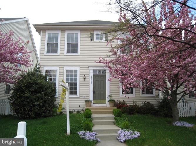 Primary Photo - 43008 Chesterton St