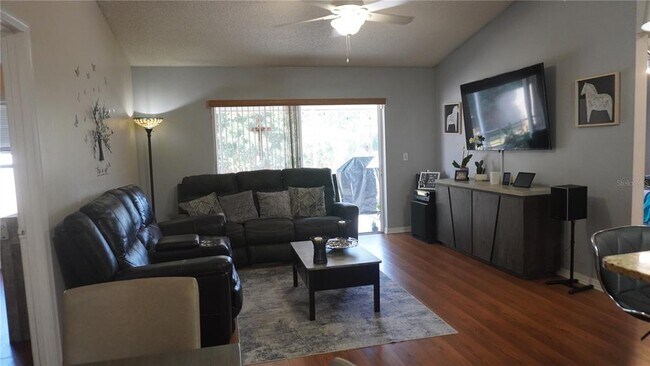 Foto del edificio - 17109 Cypresswood Way