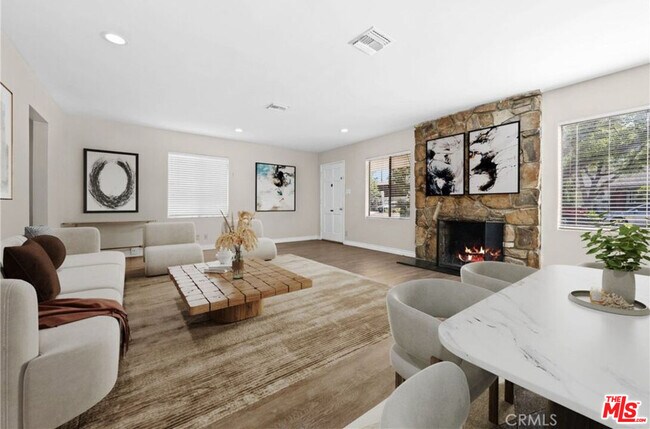 Foto del edificio - 848 N Valley St