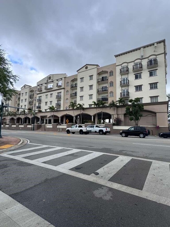 Building Photo - 5271 SW 8th St