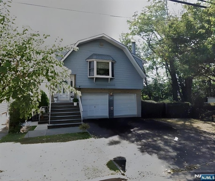 Photo - 402 Farnham Avenue Unit 1