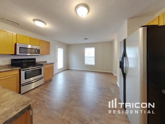 Building Photo - 678 Runnymede Court Greenfield IN