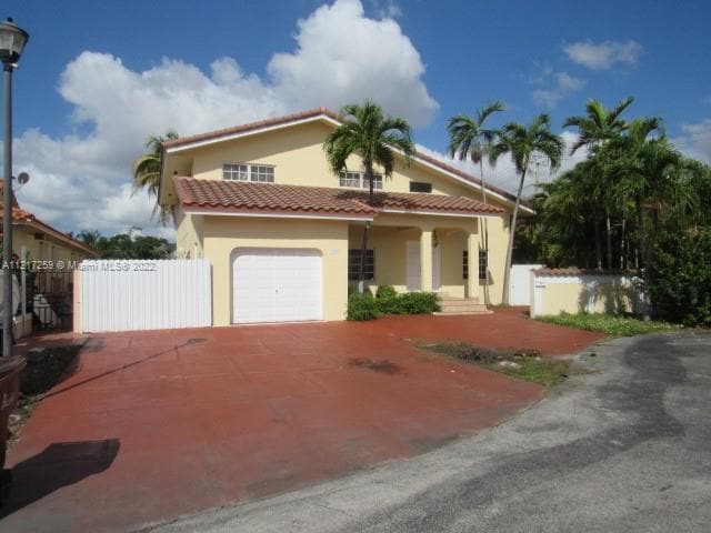 Foto del edificio - 5900 W 3rd Ln