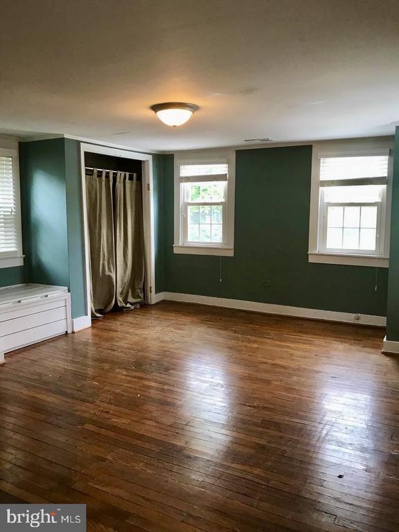 Foto del edificio - 216 Wirt St NW