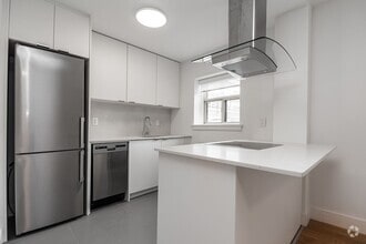 Building Photo - Parkview Mansions
