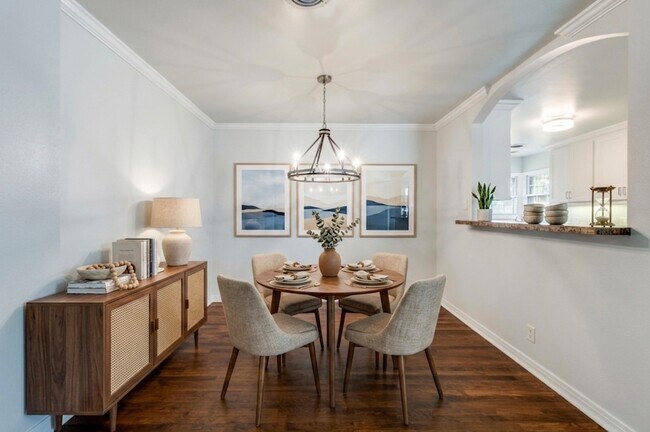 Foto del edificio - 4812 Wateka Dr