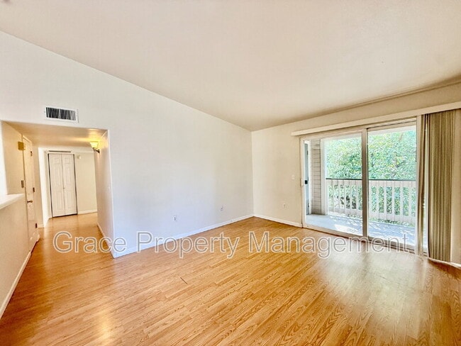 Building Photo - 1146 Opal St