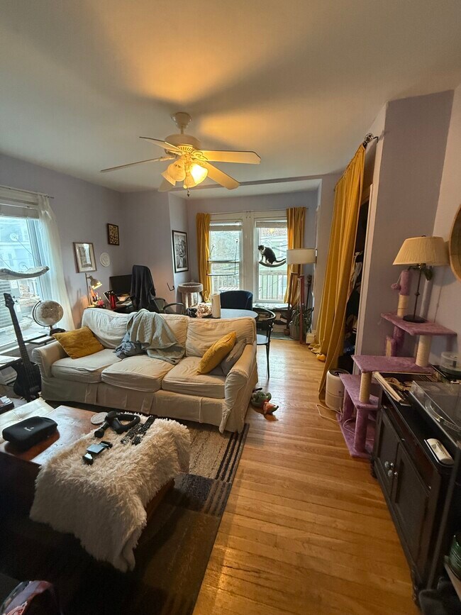 Foto del edificio - 60 Walden St