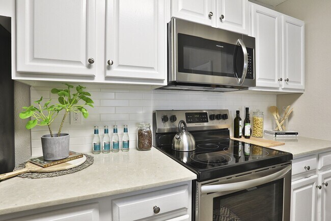 Foto del edificio - Crestmont at Thornblade Apartments