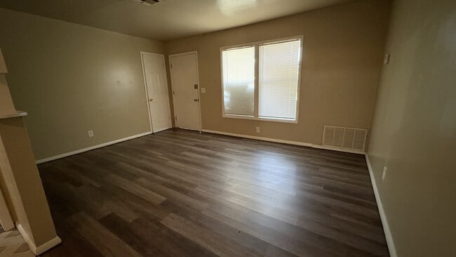 Photo - 2833 SW 48th St House