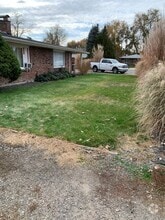 Building Photo - 1008-1010 N Riviera Dr