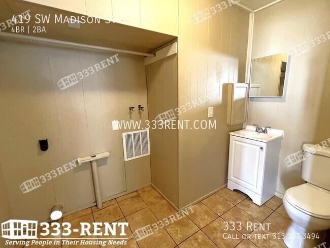 Foto del edificio - Take a look at this cute home!