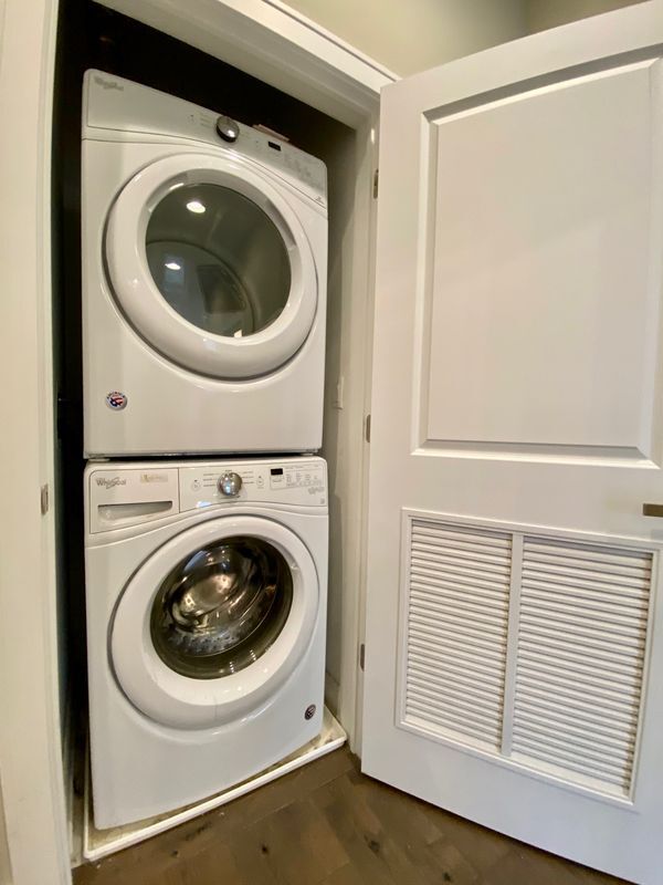 Foto del edificio - 317 W Evergreen Ave