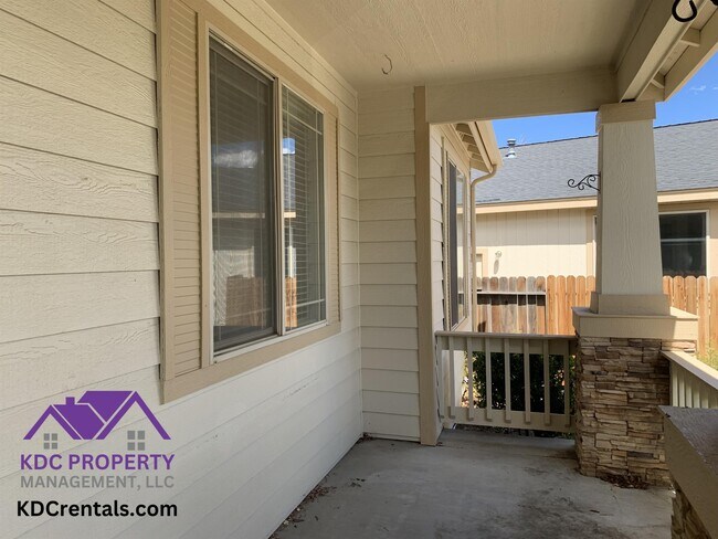 Foto del edificio - 1024 Westcreek Ln