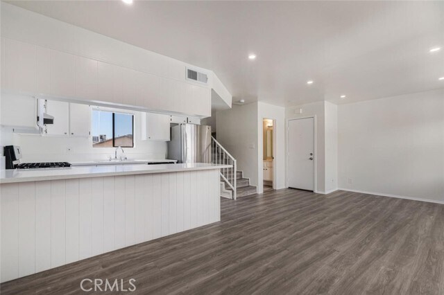 Building Photo - 1129 Linden Ave