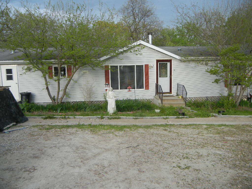Primary Photo - 1932 Gear Ave