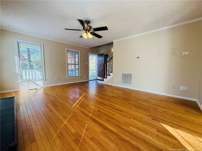 Building Photo - 3517 Grenedine Dr