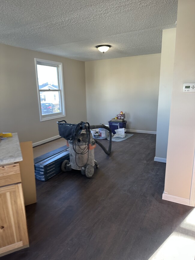 Building Photo - 1134 Birchmont Dr NE