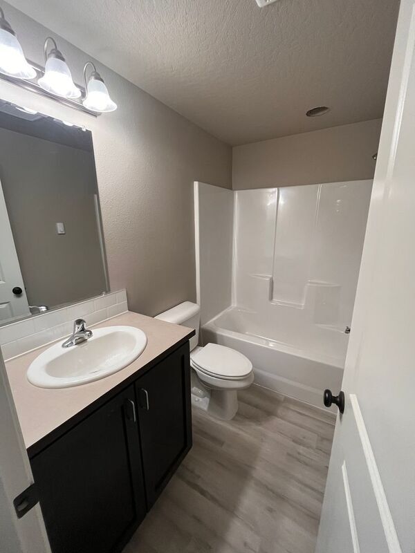 Building Photo - 279 La Casa St