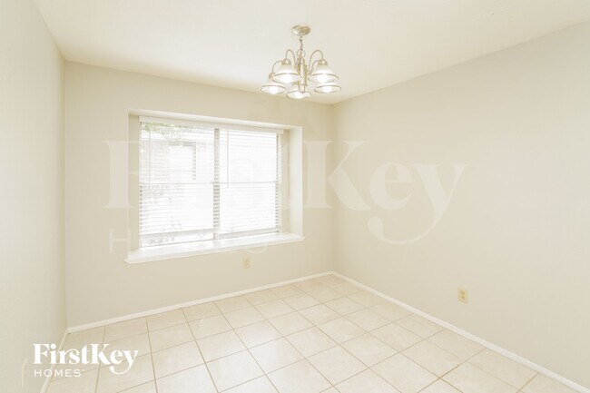 Building Photo - 26511 Cypresswood Dr