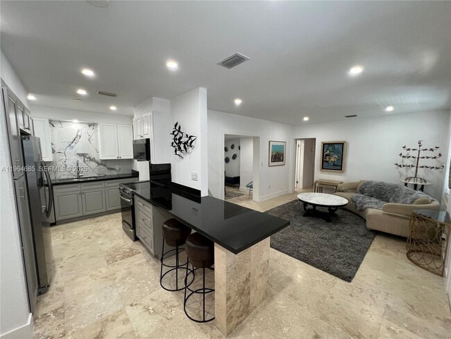 Foto del edificio - 8410 NE 2nd Ct