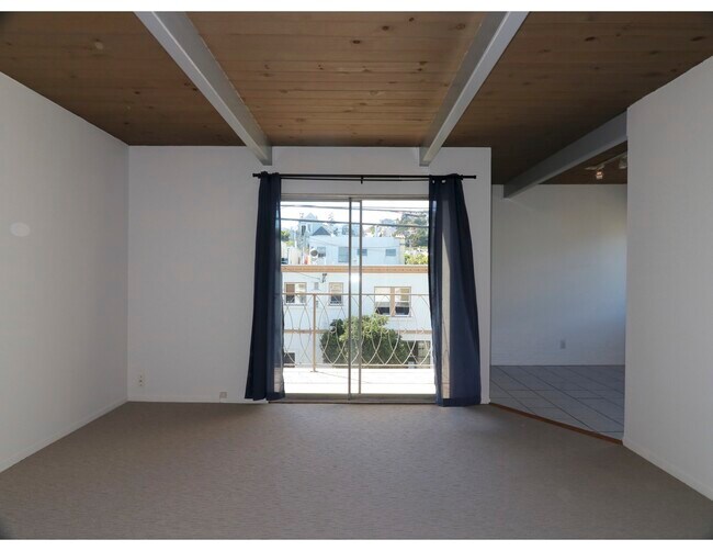 Foto del edificio - 3449 22nd St