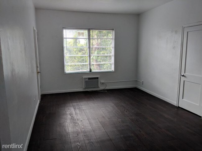 Building Photo - 725 Lenox Ave