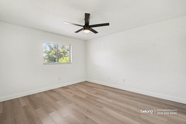 Foto del edificio - 2910 Country Club Blvd