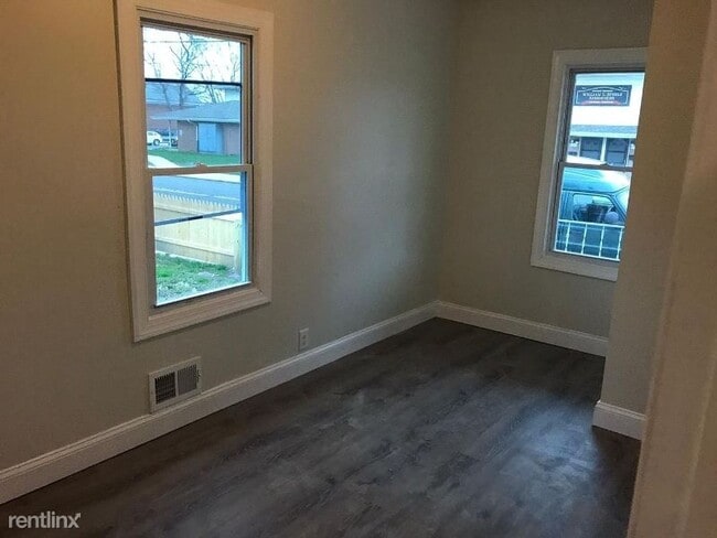 Building Photo - 2 br, 1 bath House - 21 Atkins Ave