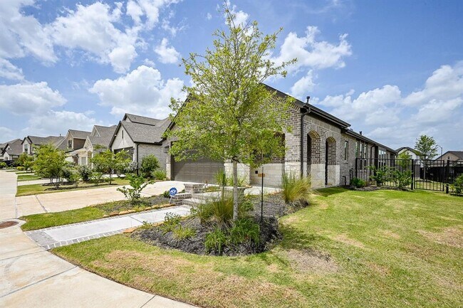 Foto del edificio - 18402 Mesquite Flts Trl