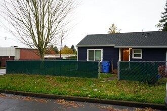 Building Photo - 1500 W St